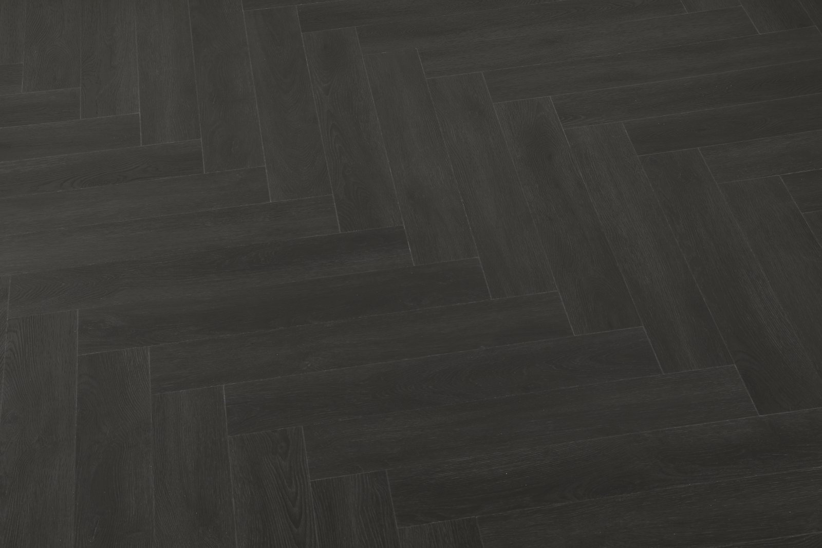 Klick Vinyl Fischgräte Eiche anthrazit – Herringbone Designboden mit integrierter Dämmung, Raumansicht