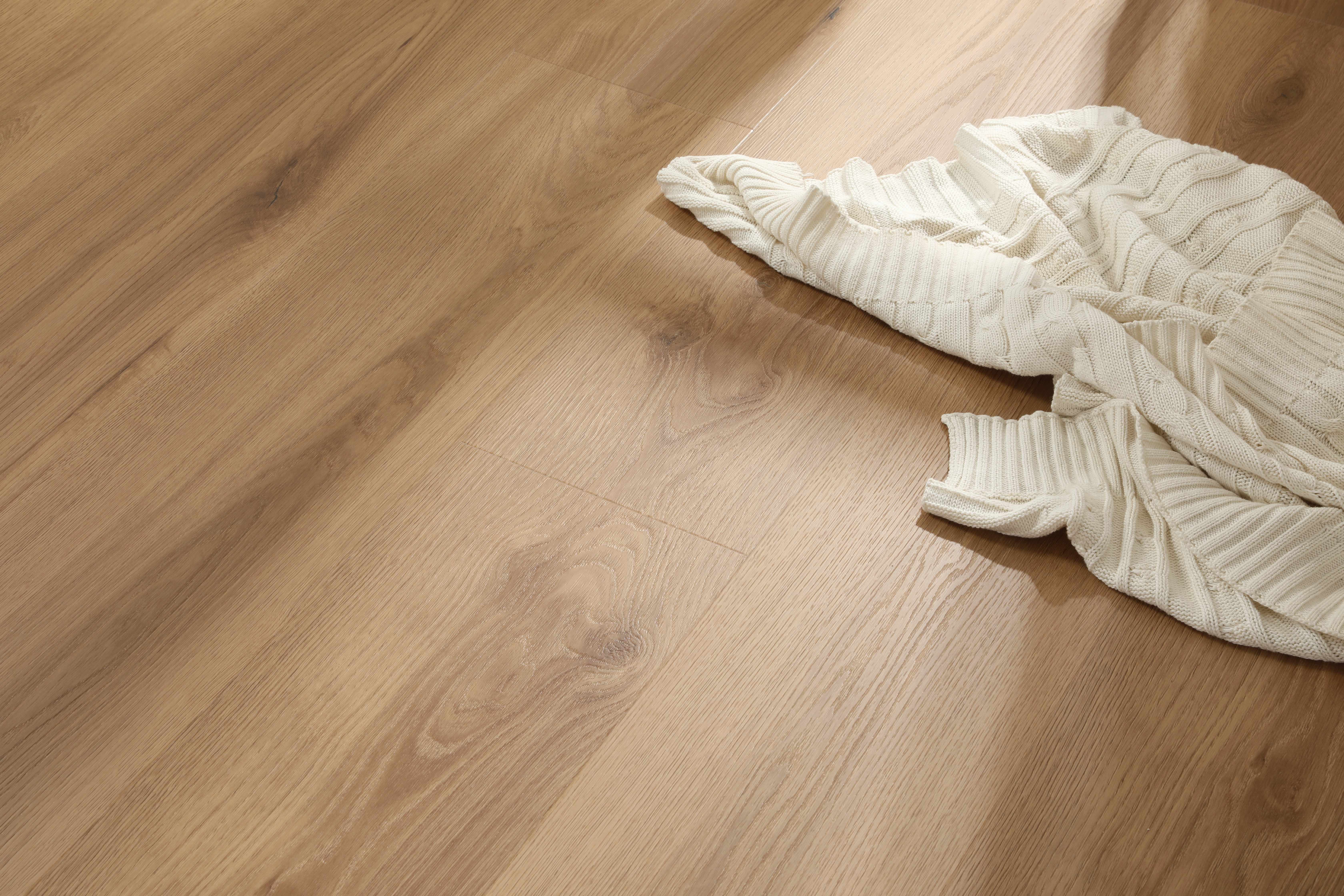 Klick Vinyl Eiche Küstenland – Warmer Designboden in Eichenoptik