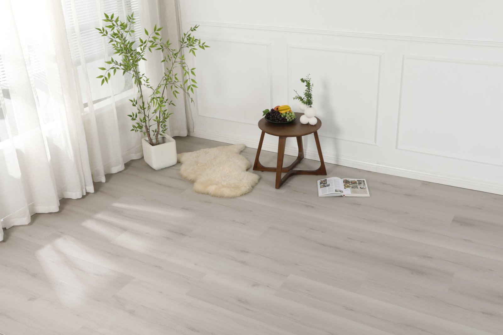Klick-Vinyl Eiche Polar Hellgrau Matt – mit 0,55 mm Nutzschicht