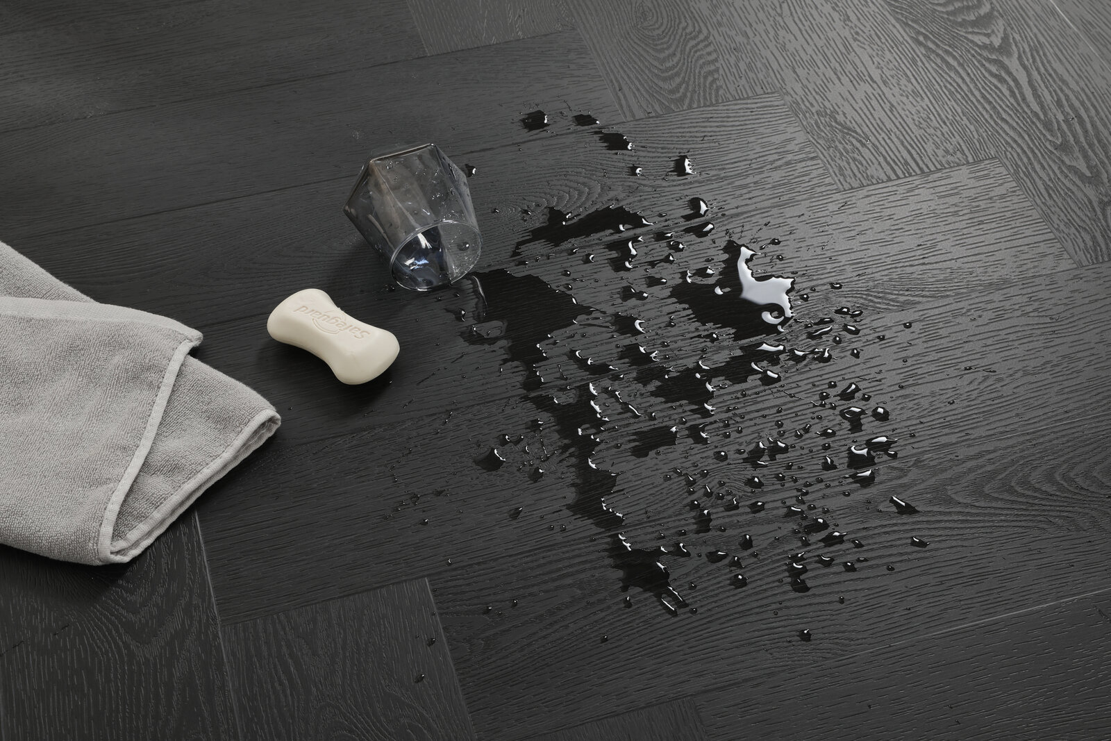 Klick Vinyl Fischgräte Eiche anthrazit – Herringbone Designboden mit integrierter Dämmung, Ansicht 12