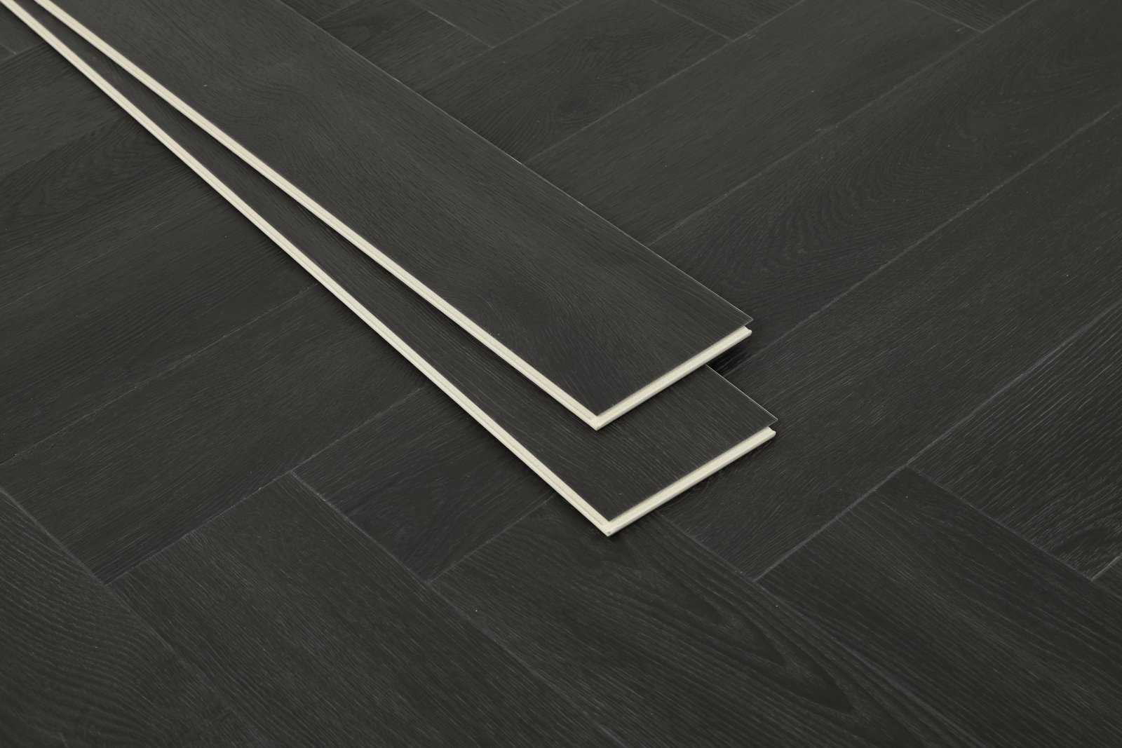 Klick Vinyl Fischgräte Eiche anthrazit – Herringbone Designboden mit integrierter Dämmung, Ansicht 3