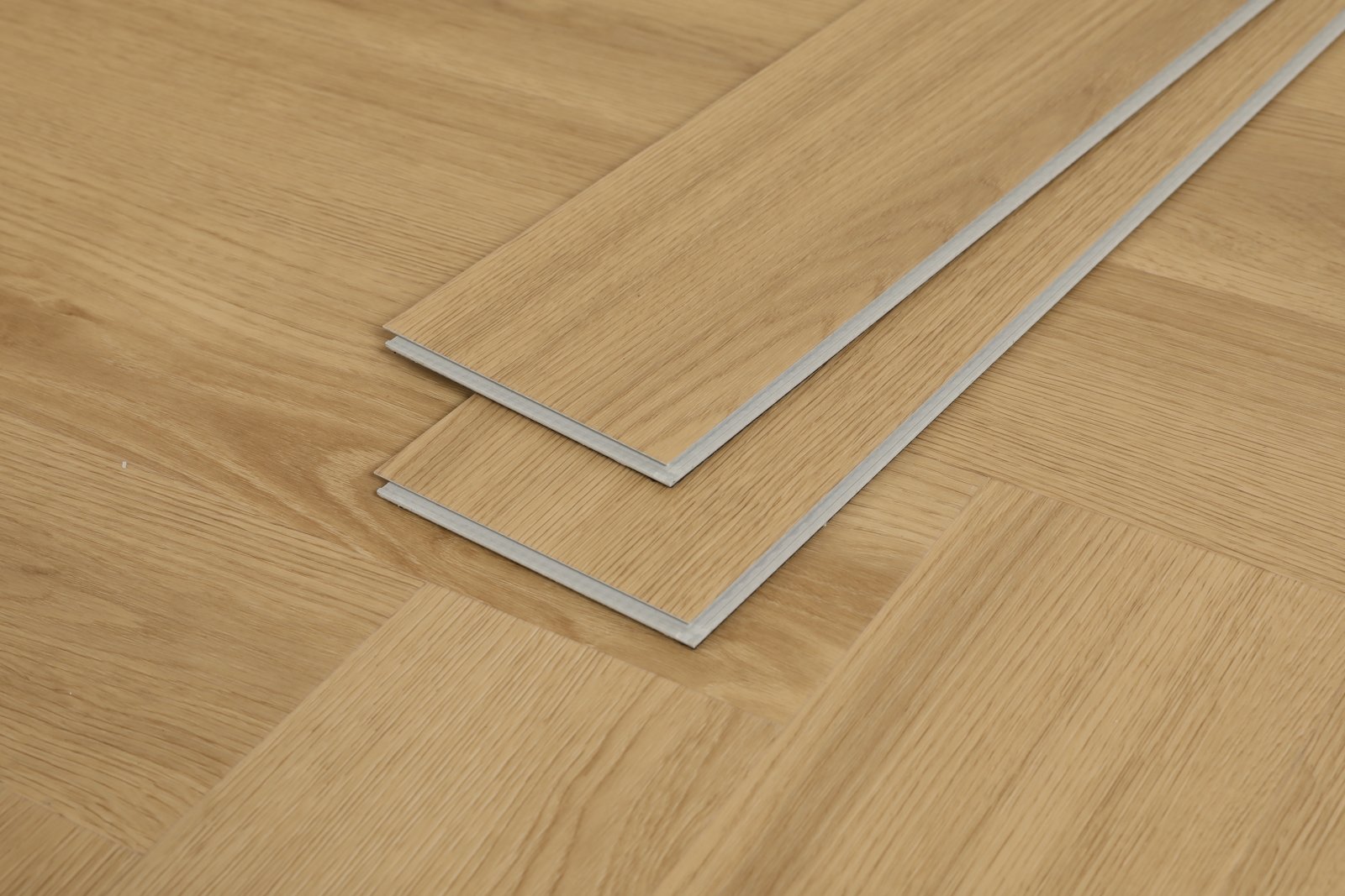 Klick Vinyl Fischgräte Eiche sandnatur – Herringbone Designboden mit integrierter Dämmung, Ansicht 3