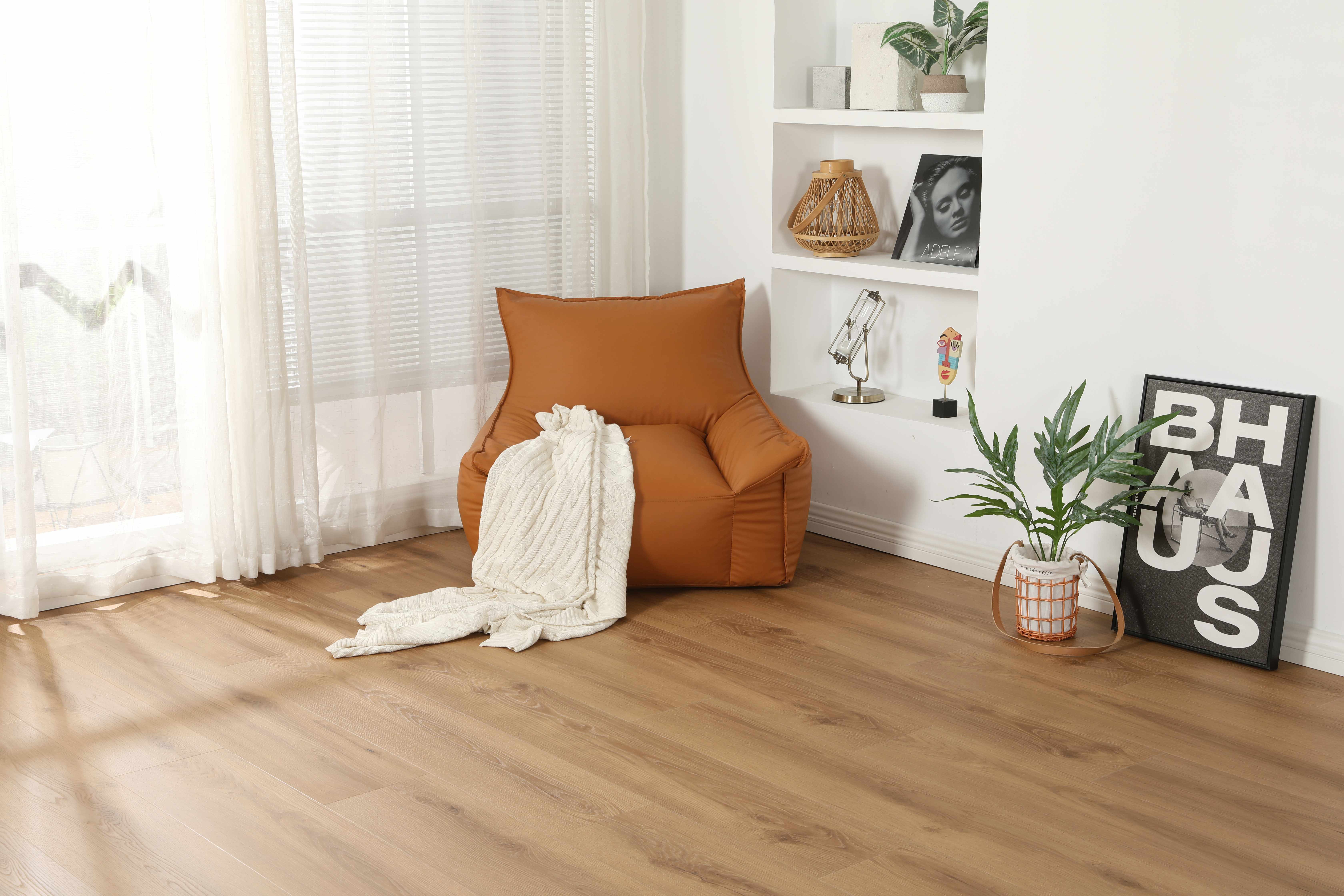 Klick Vinyl Eiche Küstenland – Warmer Designboden in Eichenoptik