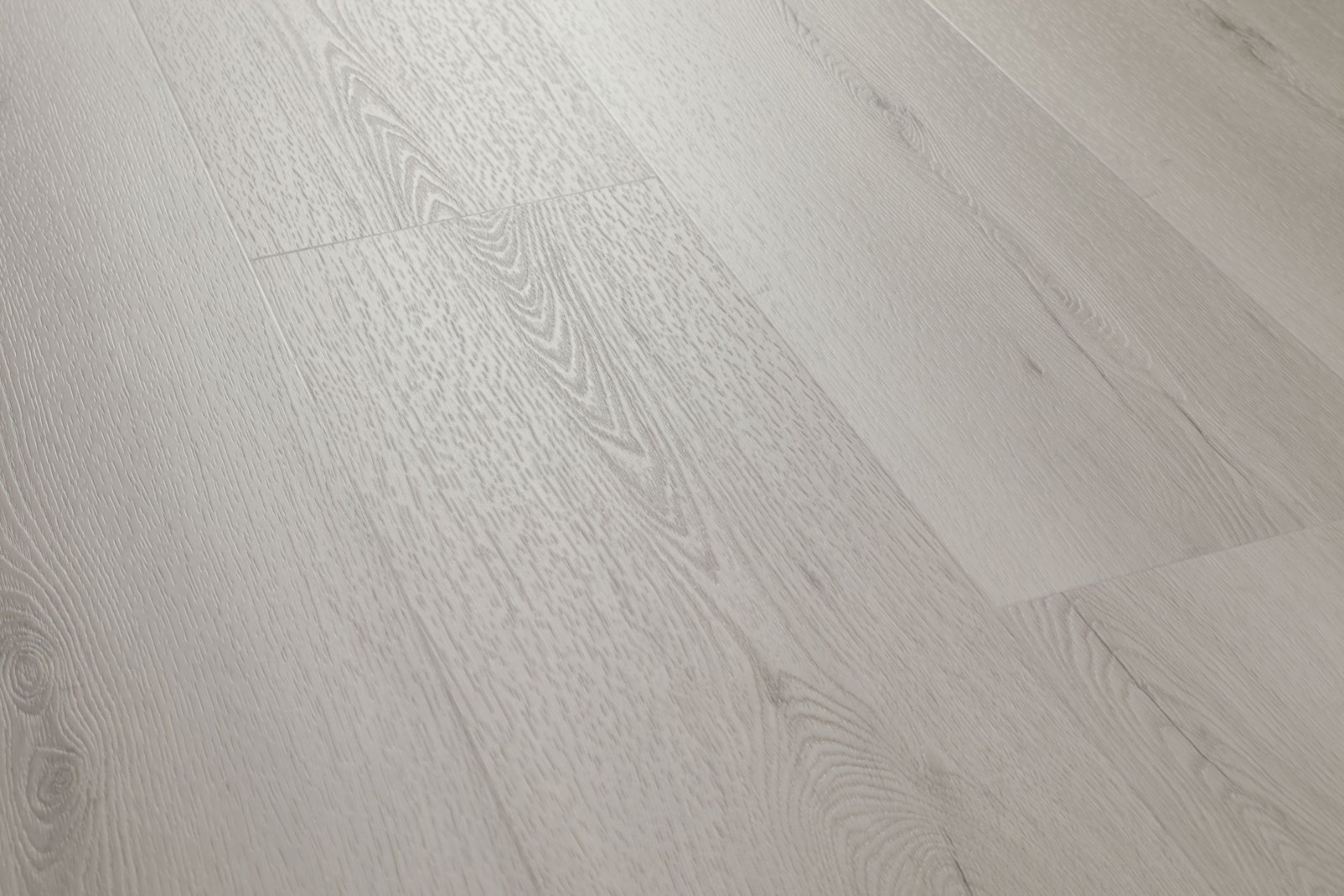 Klick-Vinyl Eiche Polar Hellgrau Matt – mit 0,55 mm Nutzschicht
