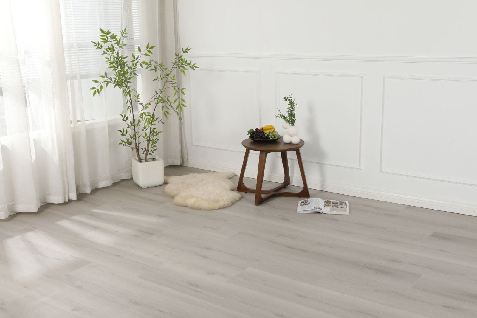 Klick-Vinyl Eiche Polar Hellgrau Matt – mit 0,55 mm Nutzschicht